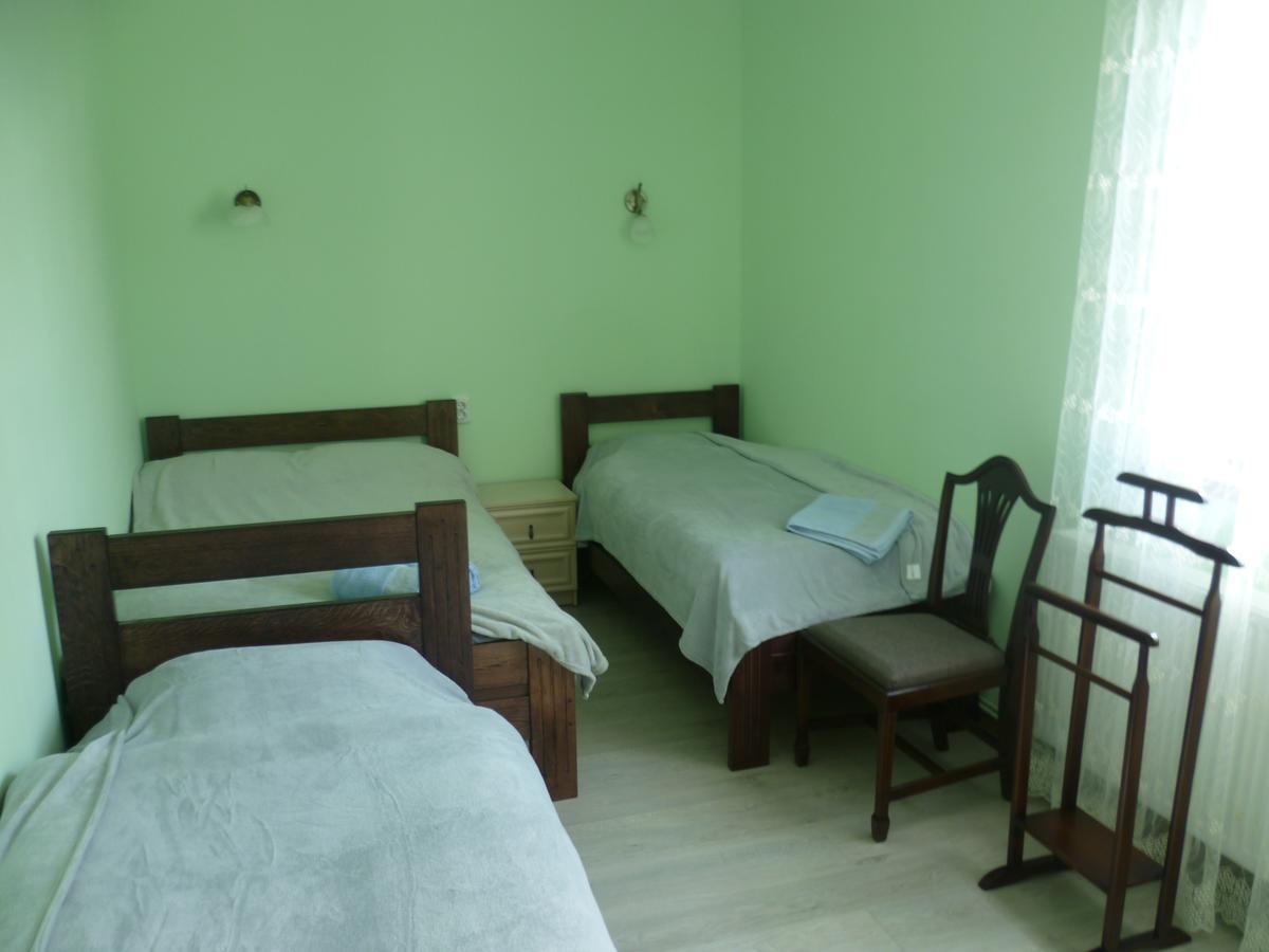 賓館 Home Hotel Kamianets-Podilskyi